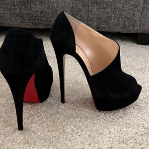 Christian Louboutin Verita 150 Veau Velours.